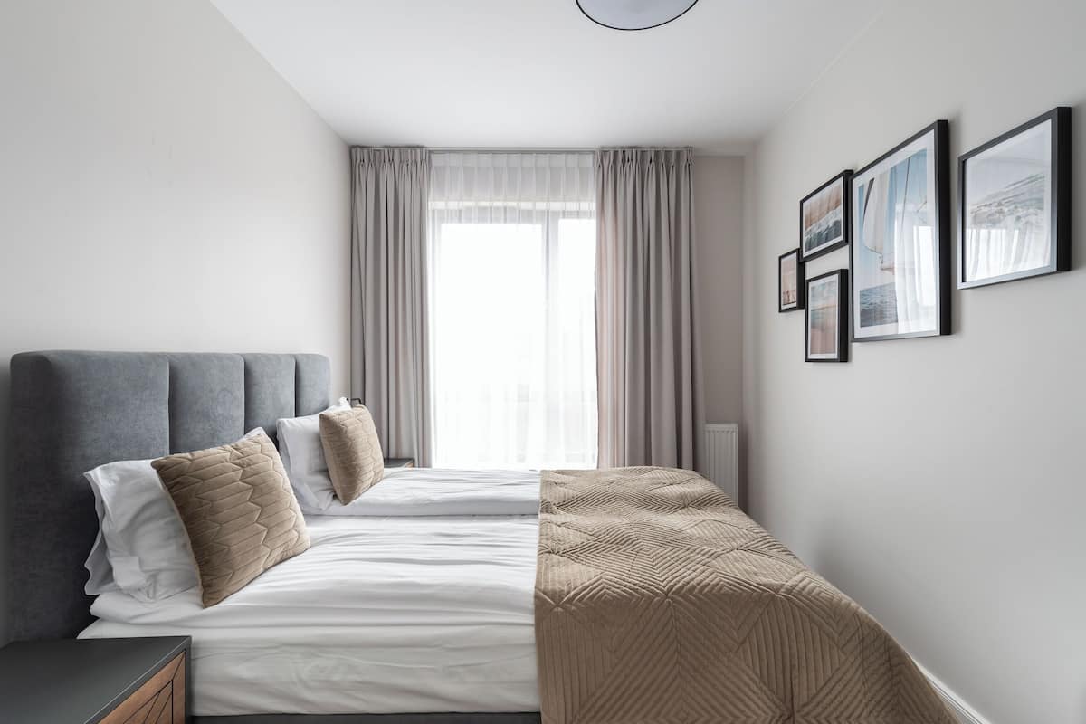 2 habitaciones, tabla de planchar con plancha y wifi gratis