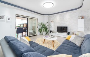 TV, ping pong - Villa St. Anna in Radetići  - Haus für 8 Personen (Radetici)