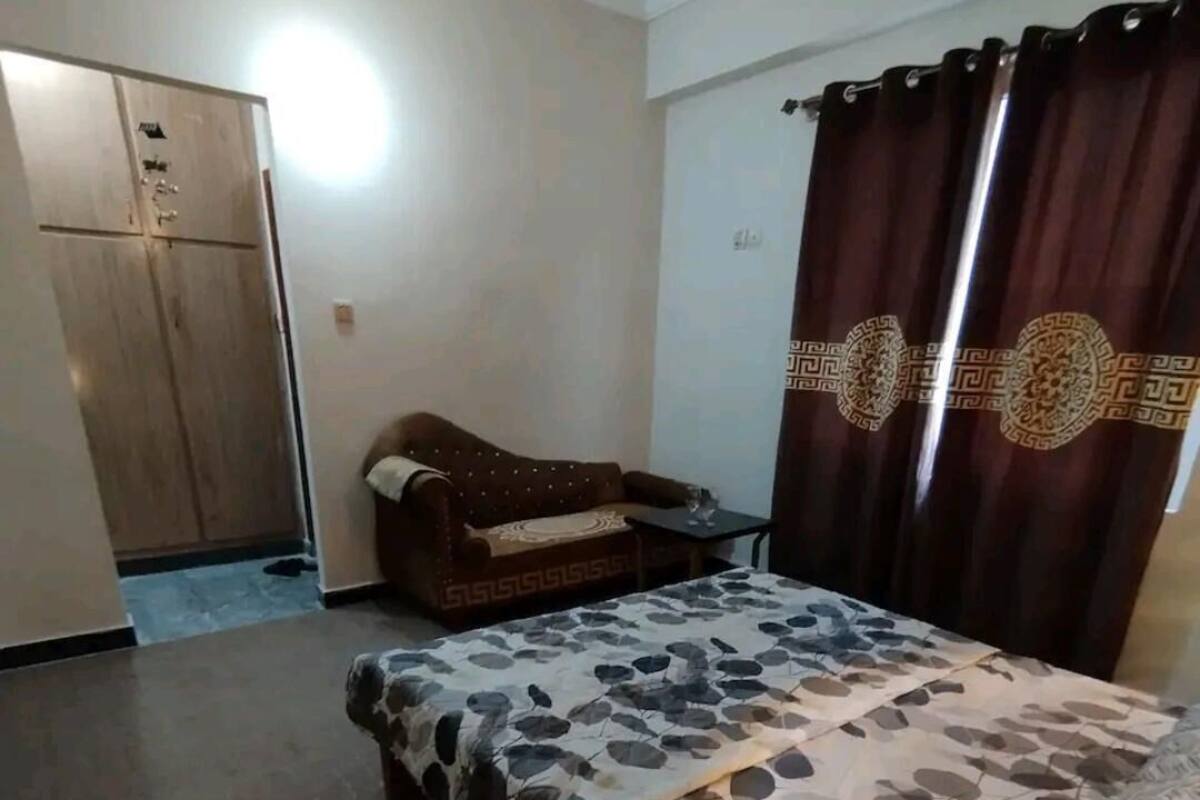 Deluxe Tek Büyük Yataklı Oda, Şehir Manzaralı | Ses yalıtımı, ütü/ütü masası, ücretsiz kablosuz İnternet