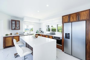 Private kitchen - 360 views Ocean and Jungle villa in amazing Ocotal! Enjoy the paradise! (Guanacaste province)