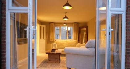 Bicester Villa-6bed-sleeps 14