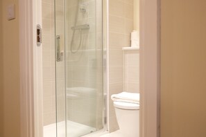 Villa | Bathroom