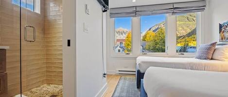 3 bedrooms, free WiFi, bed sheets