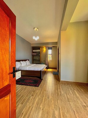 2 bedrooms, WiFi, bed sheets