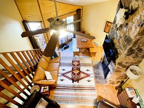 Smart TV, fireplace - Lift View Condo - 9 in the heart of the resort (Taos Ski Valley)