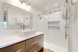 Hair dryer, towels