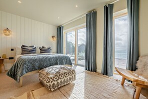 4 quartos, berço de viagem, Wi-Fi de cortesia, roupa de cama