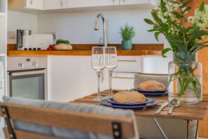 Frigorifero, forno, pentole/stoviglie/utensili