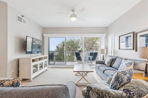 TV - 416 Barrington Court ~ Beautiful 2 Bedroom with Private Balcony! (Hilton Head Island)