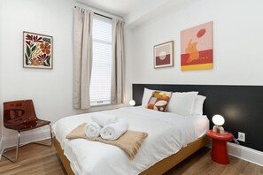8 habitaciones, tabla de planchar con plancha y wifi gratis 
