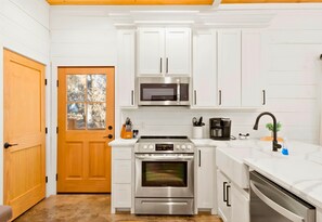 Fridge, microwave, oven, stovetop - It's About Pine | Modern Farmhouse Family Retreat (Broken Bow)