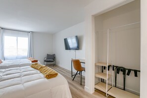 1 chambre, bureau, draps fournis