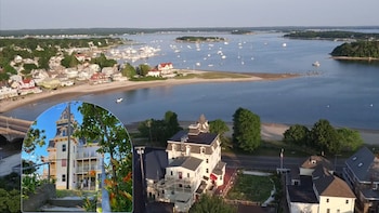 The Glen Cove Hotel & Restaurant 