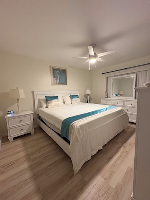 コンドミニアム マリーナビュー | 2 室のベッドルーム、アイロン / アイロン台、WiFi (無料)