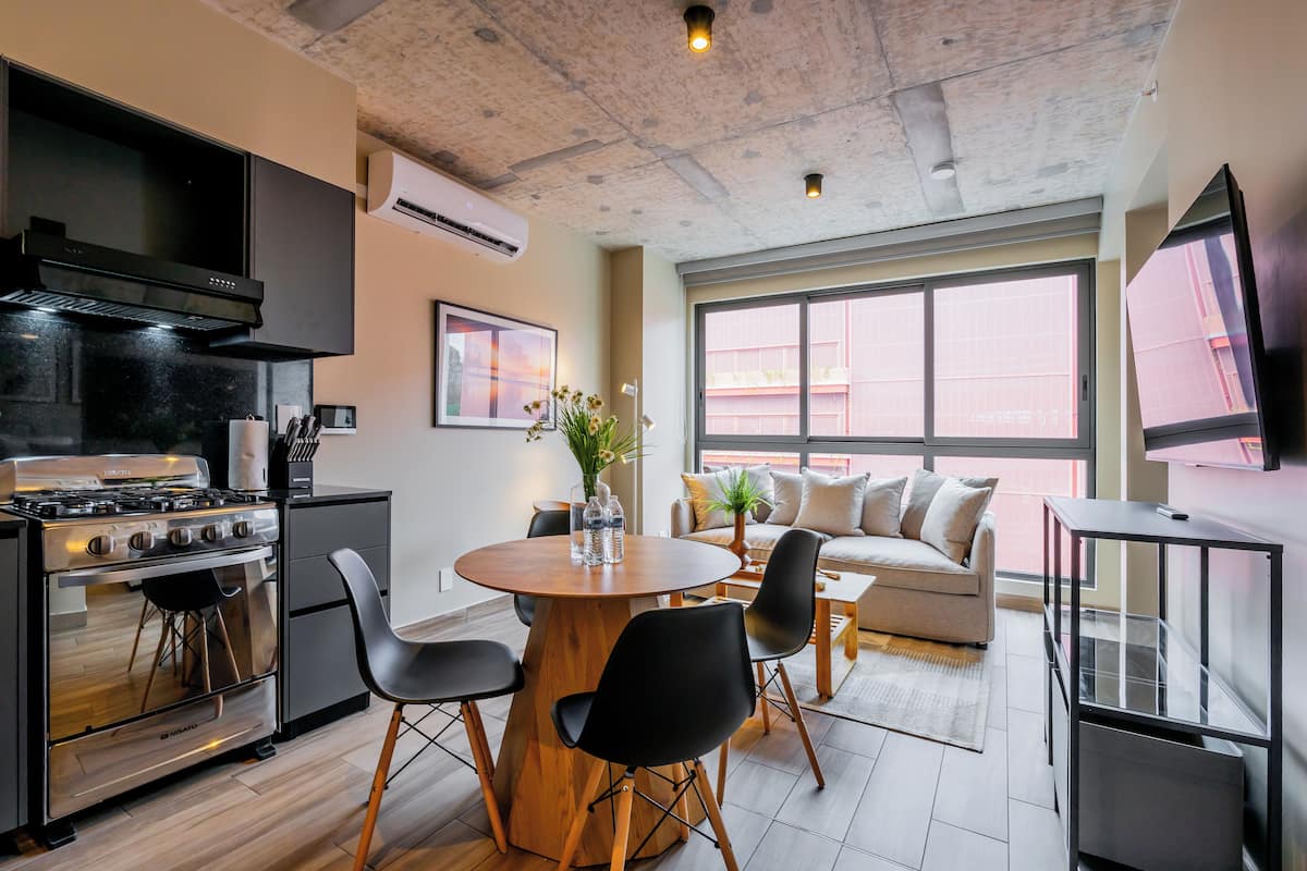 Apartment | Living area | Smart TV