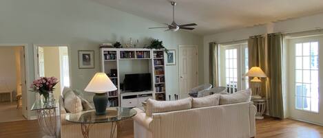 Smart TV, books, stereo, printers