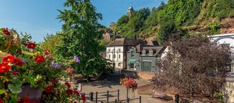 Grade II listed cottage Bridgnorth | Pass The Keys
