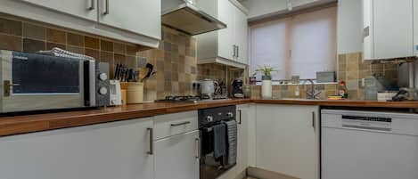 Fridge, microwave, oven, dishwasher