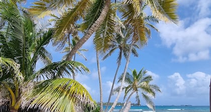 Exclusive sailboat for 2 people all inclusive in San Blas islands