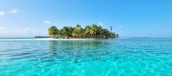 Exclusive sailboat for 2 people all inclusive in San Blas islands