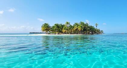 Exclusive sailboat for 2 people all inclusive in San Blas islands