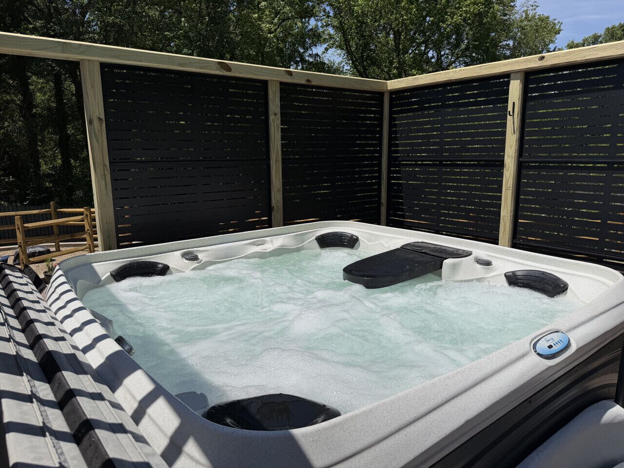 Bain à remous extérieur