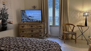 Suite – superior, 2 soverom, privat bad, fjellutsikt | Wi-fi (inkludert)