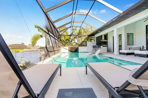 Beheizter Pool