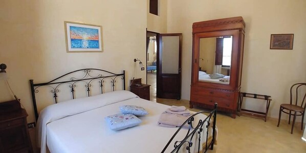 Luxury Villa, Garden View