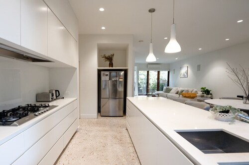 Inner City Pad, Pet friendly, Parking, Close 2 MCG