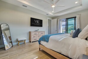 3 bedrooms, free WiFi, bed sheets - VRCC Villa Tiki Oasis (Cape Coral)