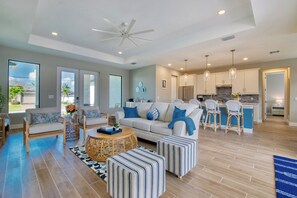 Smart TV - VRCC Villa Tiki Oasis (Cape Coral)