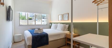 1 bedroom, iron/ironing board, travel cot, free WiFi