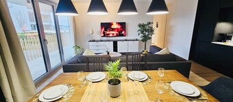 Serene 2 bedroom flat with terrace