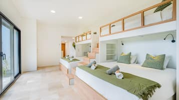 5 habitaciones, tabla de planchar con plancha y wifi gratis