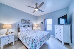 4 chambres, lit de bébé portatif, Wi-Fi, literie fournie