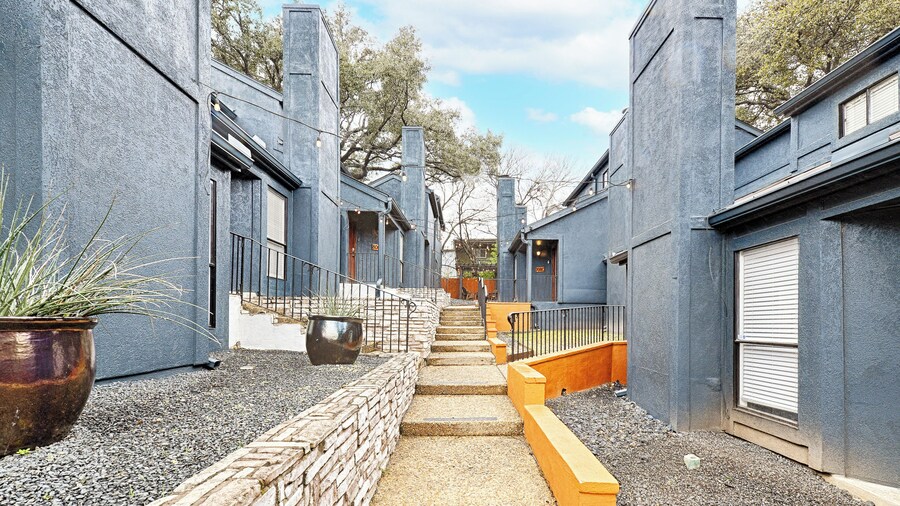 Heart of Austin Hideaways