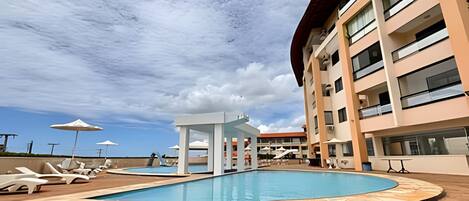 Apartment | Pool | Outdoor pool