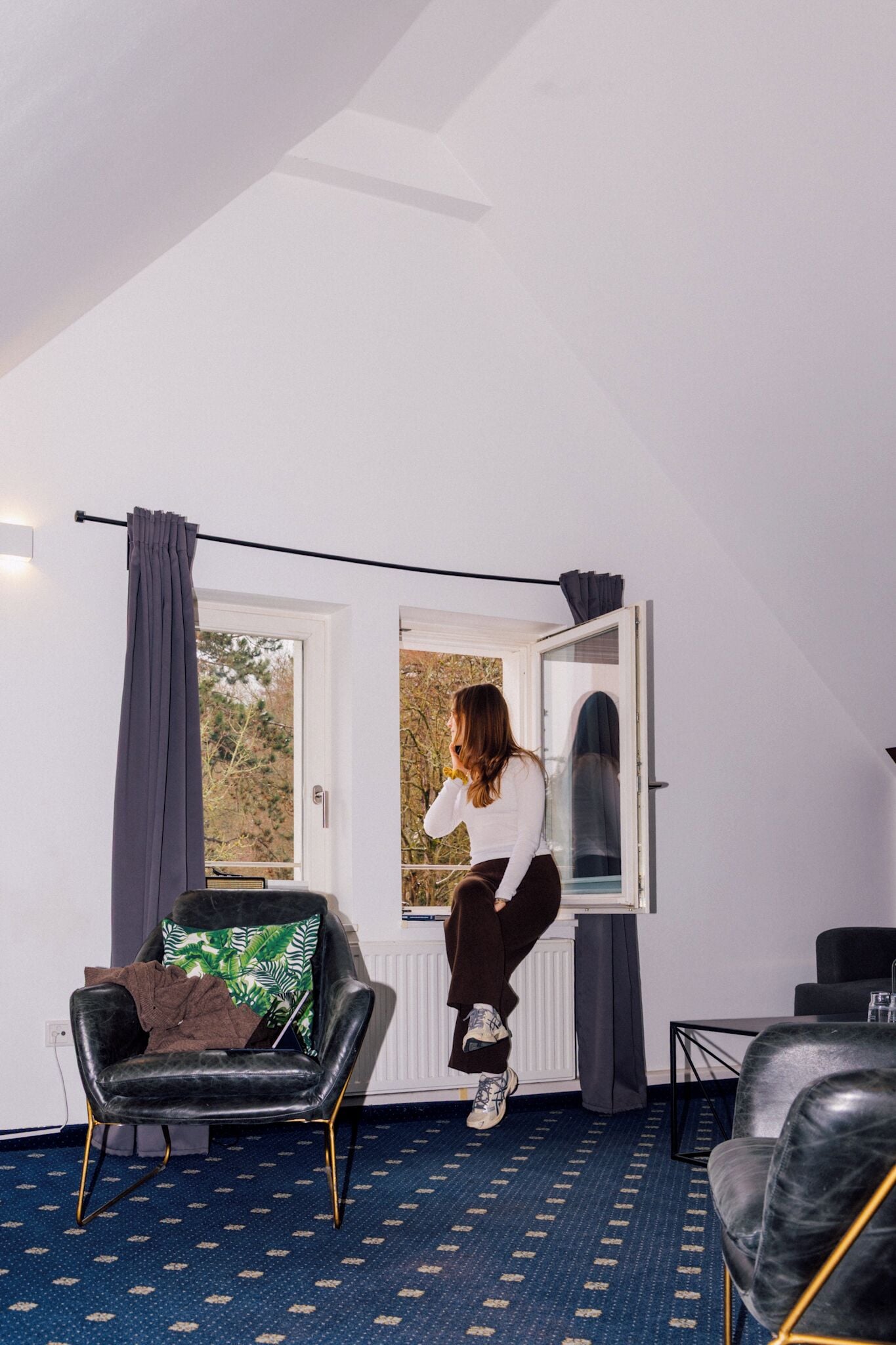 Iron/ironing board, free WiFi