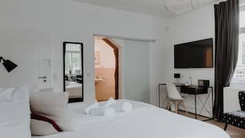 Iron/ironing board, free WiFi