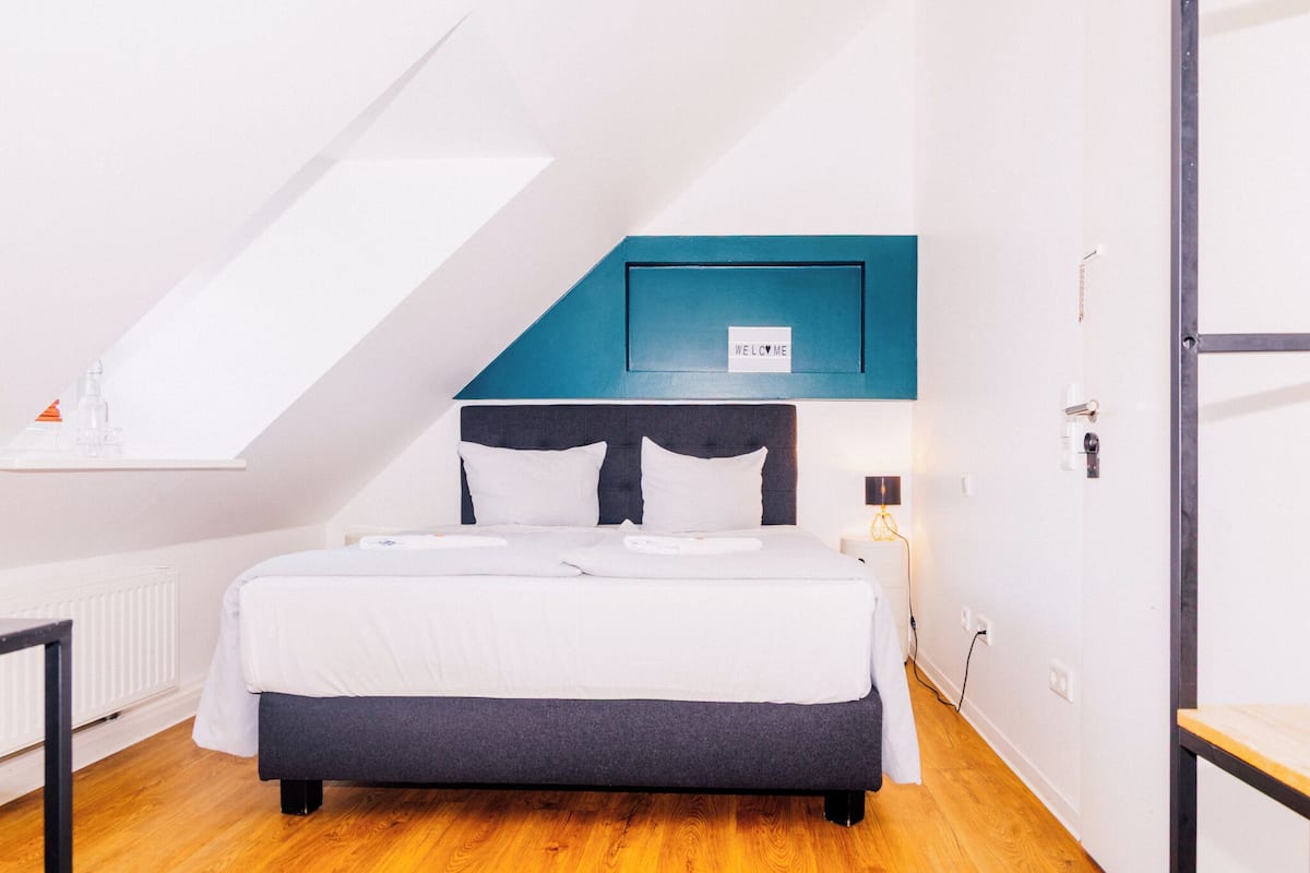 Chambre Simple | Fer et planche Ă repasser, Wi-Fi gratuit