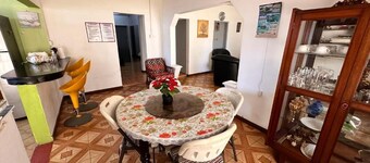 Chic 2-bedroom apartment with WiFi, fitness room in vibrant Vacoas-Phoenix