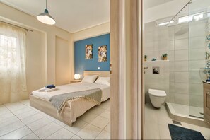 Apartemen Standar, 1 kamar tidur, pemandangan kota | 1 kamar tidur, brankas, tirai kedap cahaya, dan kedap suara