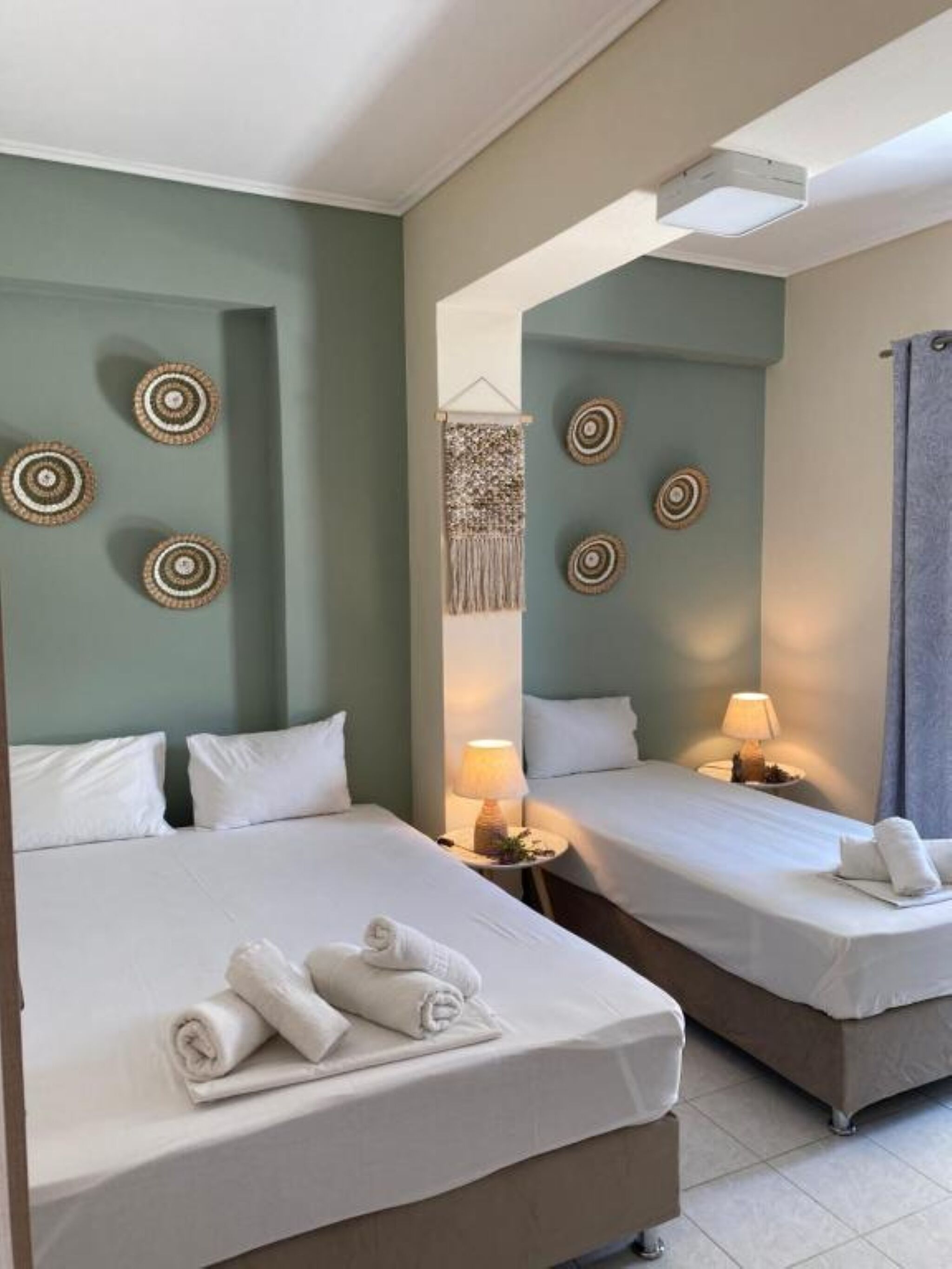 Apartemen Klasik, 1 kamar tidur, pemandangan kota | 1 kamar tidur, brankas, tirai kedap cahaya, dan kedap suara