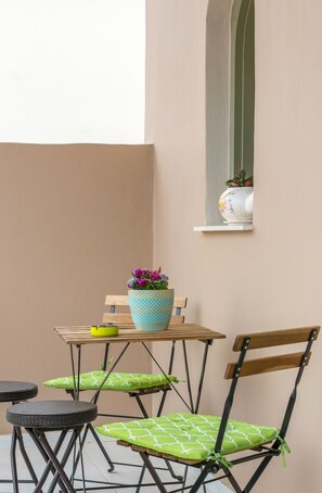 Classic Apartment, 1 Bedroom, City View | Terrace/patio - Kallas Apartments (Zakynthos)