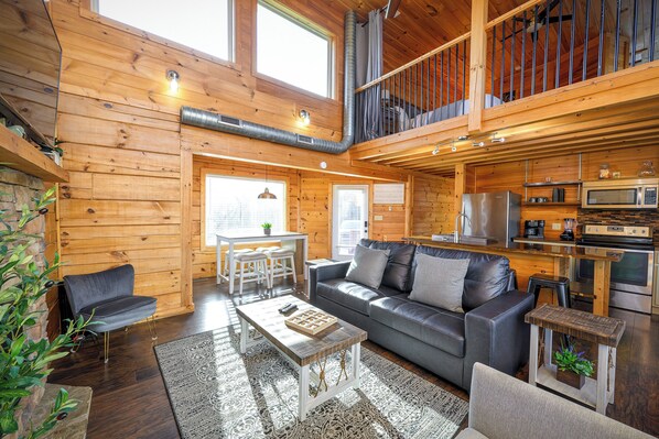 Smart TV, fireplace, video games