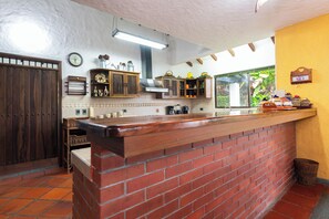 Bar (en la propiedad)