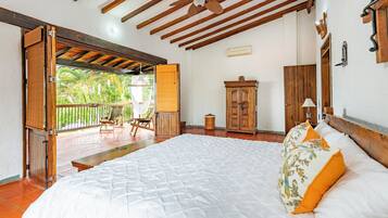 4 camere, ferro/asse da stiro, culla da viaggio, Wi-Fi gratuito