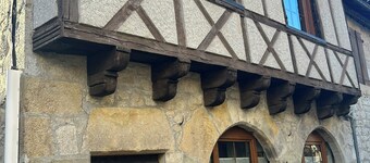 Remarkable house from XVIth, renovated, ideal pied-à-terre for visiting the LOT.