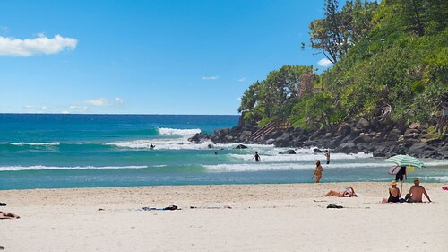 Joy Apartment 3 - Luxurious Apartment in the Heart of Coolangatta - Min. 3N - Linen Provided